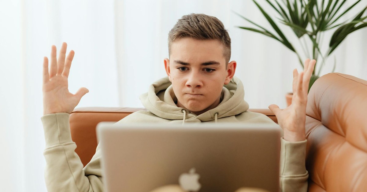 Beyond the Screen โ Effective Anger Management for Young People Triggered by Social Media