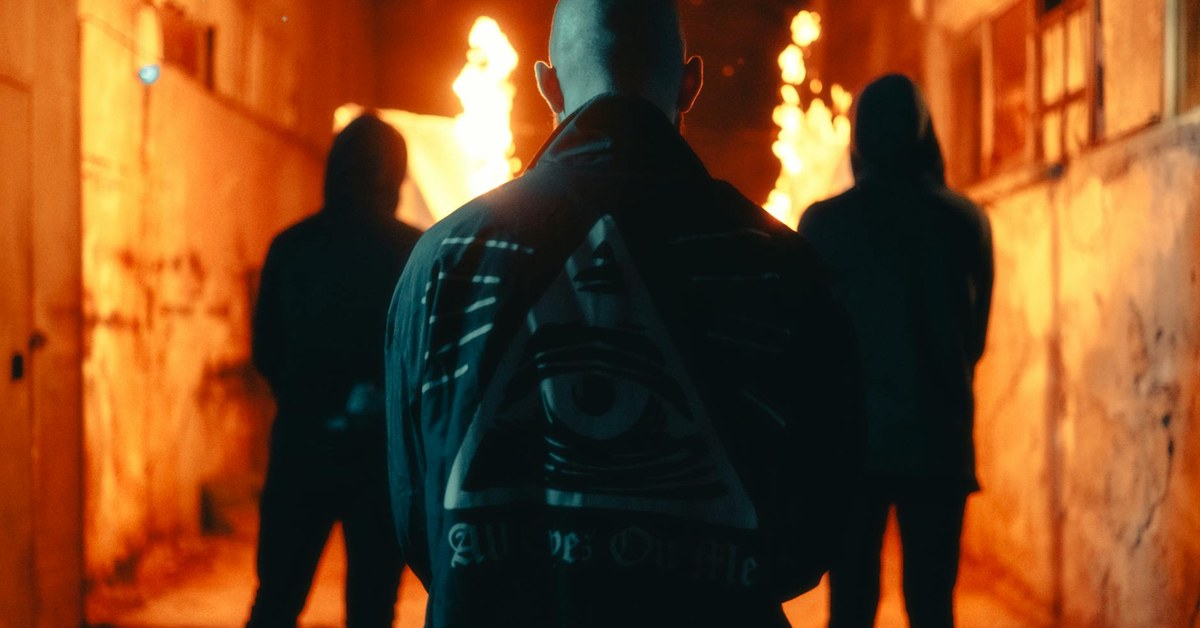 Spotting Cults and Extremist Groups — How Young Adults Can Recognise and Resist Manipulation