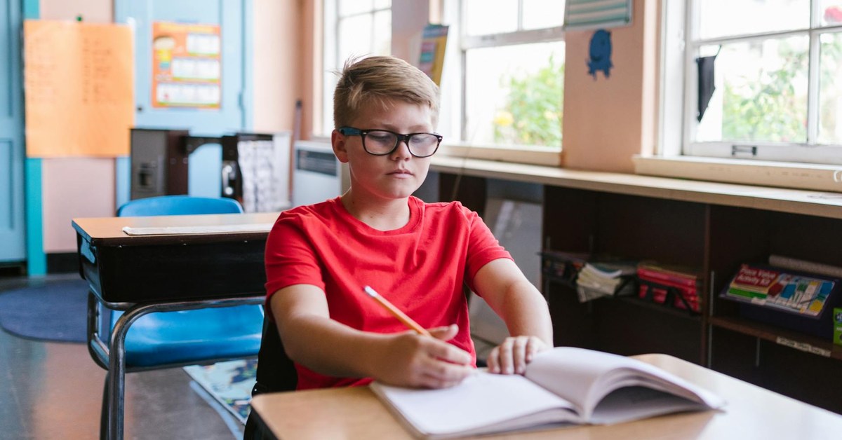 Tailoring Online Safety โ Age-Appropriate Internet Use Strategies for Children with Special Needs