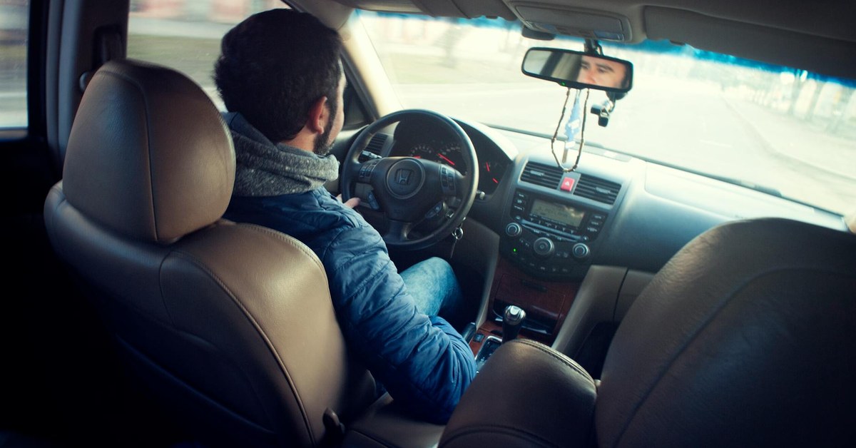 Tall but Not Ready โ Safely Choosing & Installing Car Seats for Children Who Outgrow Age-Based Limits