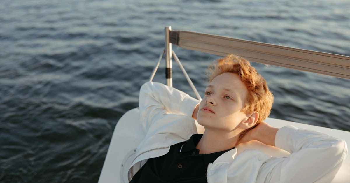 Navigating the Tides โ Healthy Coping Mechanisms for Teens Facing Life Transitions