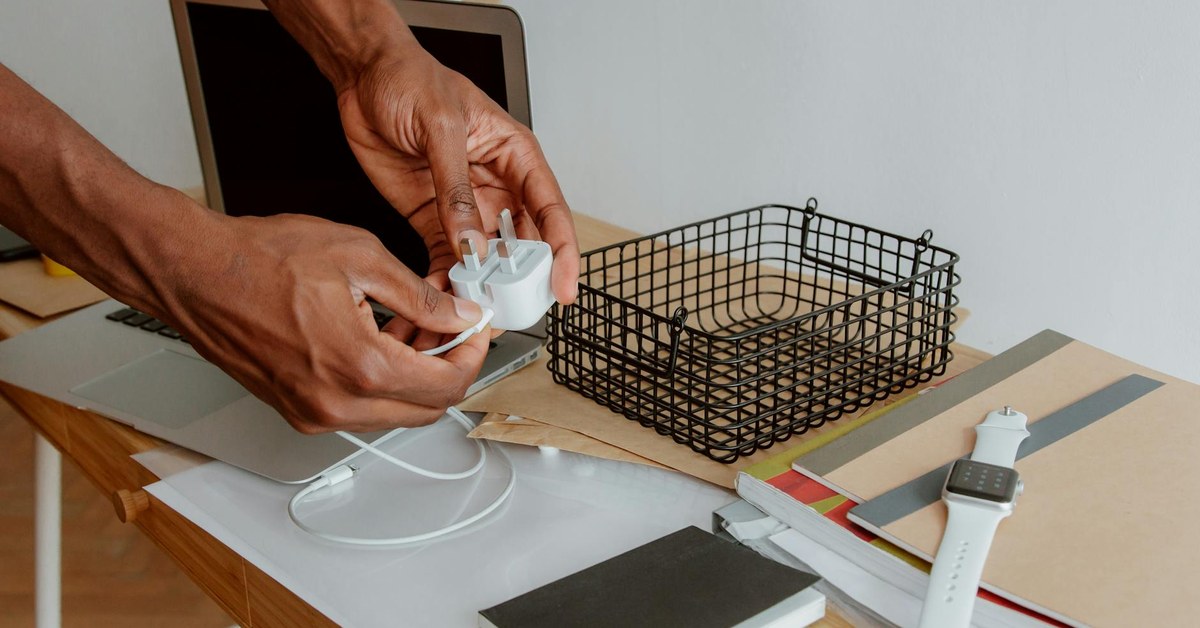 Uncovering Hidden Dangers โ Essential Strategies for Preventing Falls on Basement & Attic Stairs