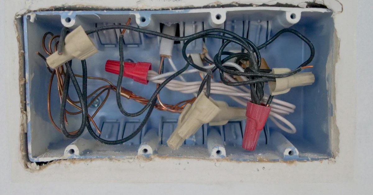 Uncovering Hidden Electrical Dangers โ A Parent's Proactive Guide for Curious Children's Safety
