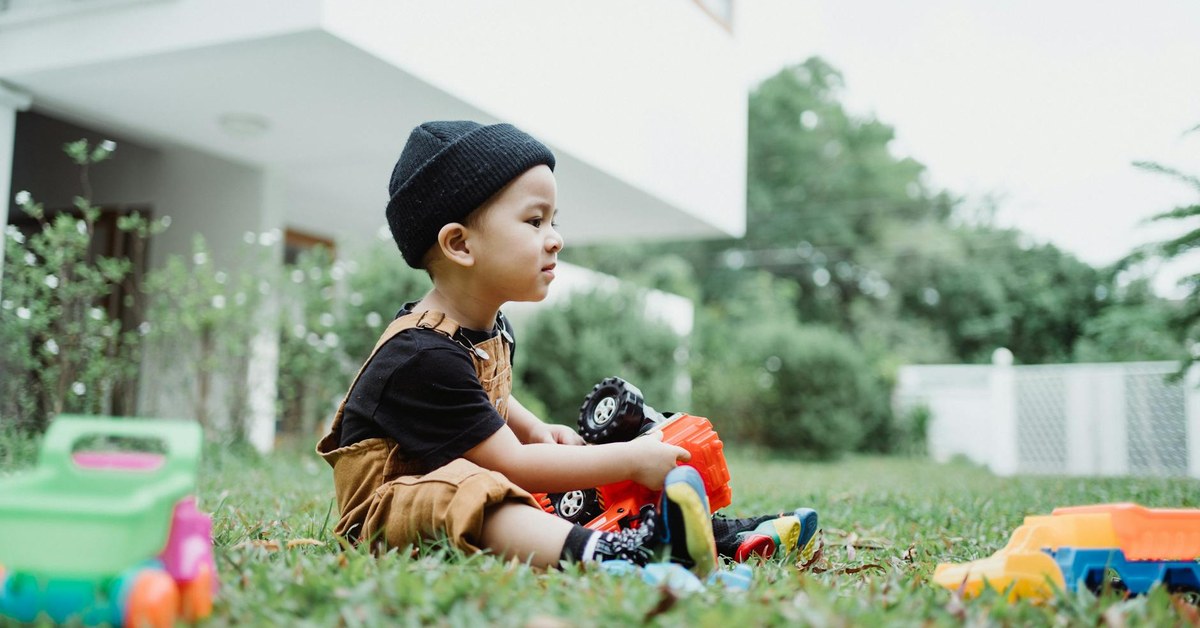 Unseen Dangers โ Advanced Electrical Safety Tips for Childproofing Homes with Curious Toddlers