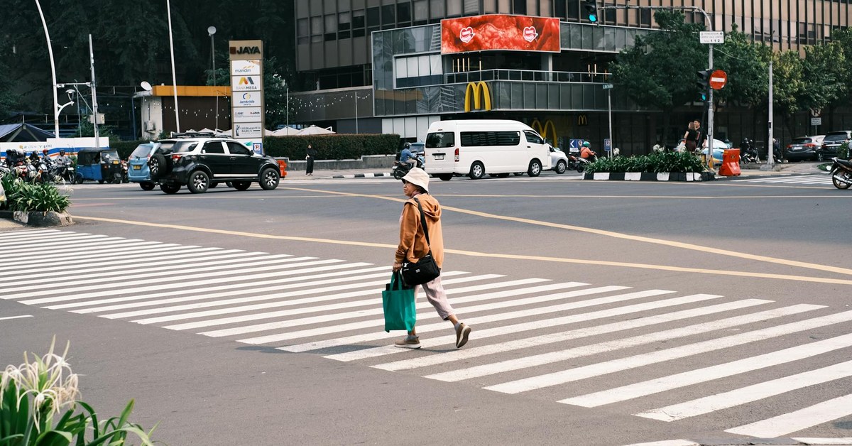 The Unsung Heroes โ Practical Strategies for Passengers to Actively Prevent Distracted Driving
